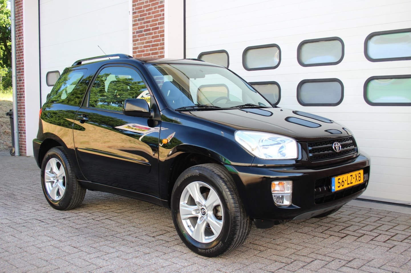 Toyota RAV4 - 1.8-16V VVT-i Luna 3-Deurs * 2WD / 64.130KM Nap! * - AutoWereld.nl