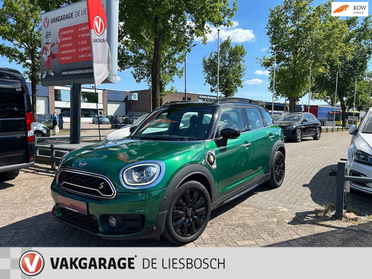 MINI Countryman - Mini 2.0 Cooper S E ALL4 Chili / Jhon Cooper Works / Navigatie - AutoWereld.nl