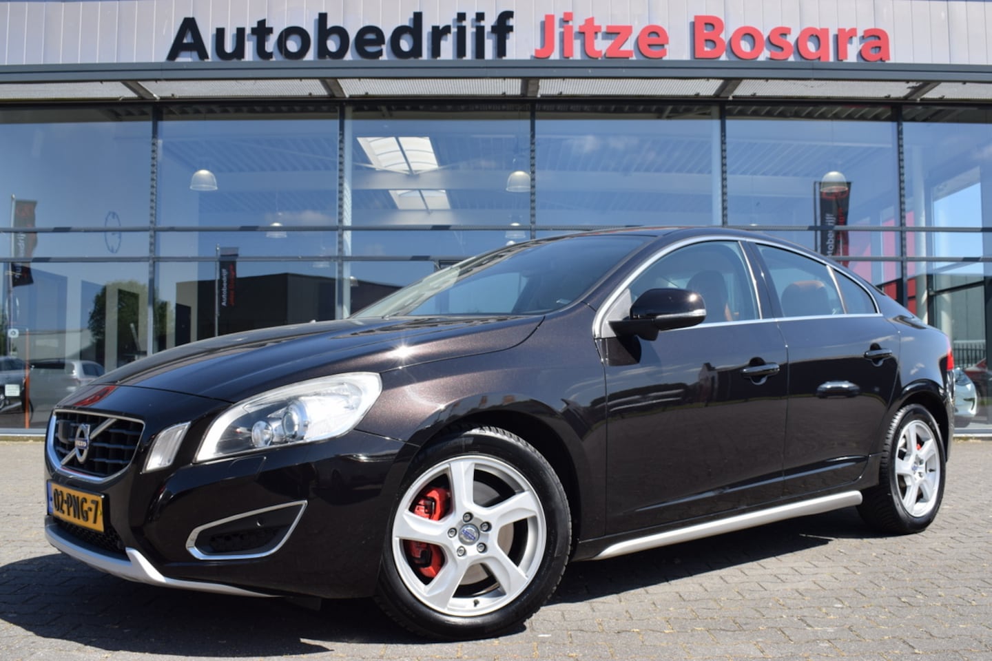Volvo S60 - 2.0T 203pk Automaat Summum Xenon | Bruin Leder | Full Map Navi | Camera | Dealer Onderhoud - AutoWereld.nl