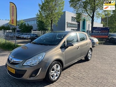 Opel Corsa - 1.2-16V Cosmo - AIRCO - LEDER - TREKHAAK