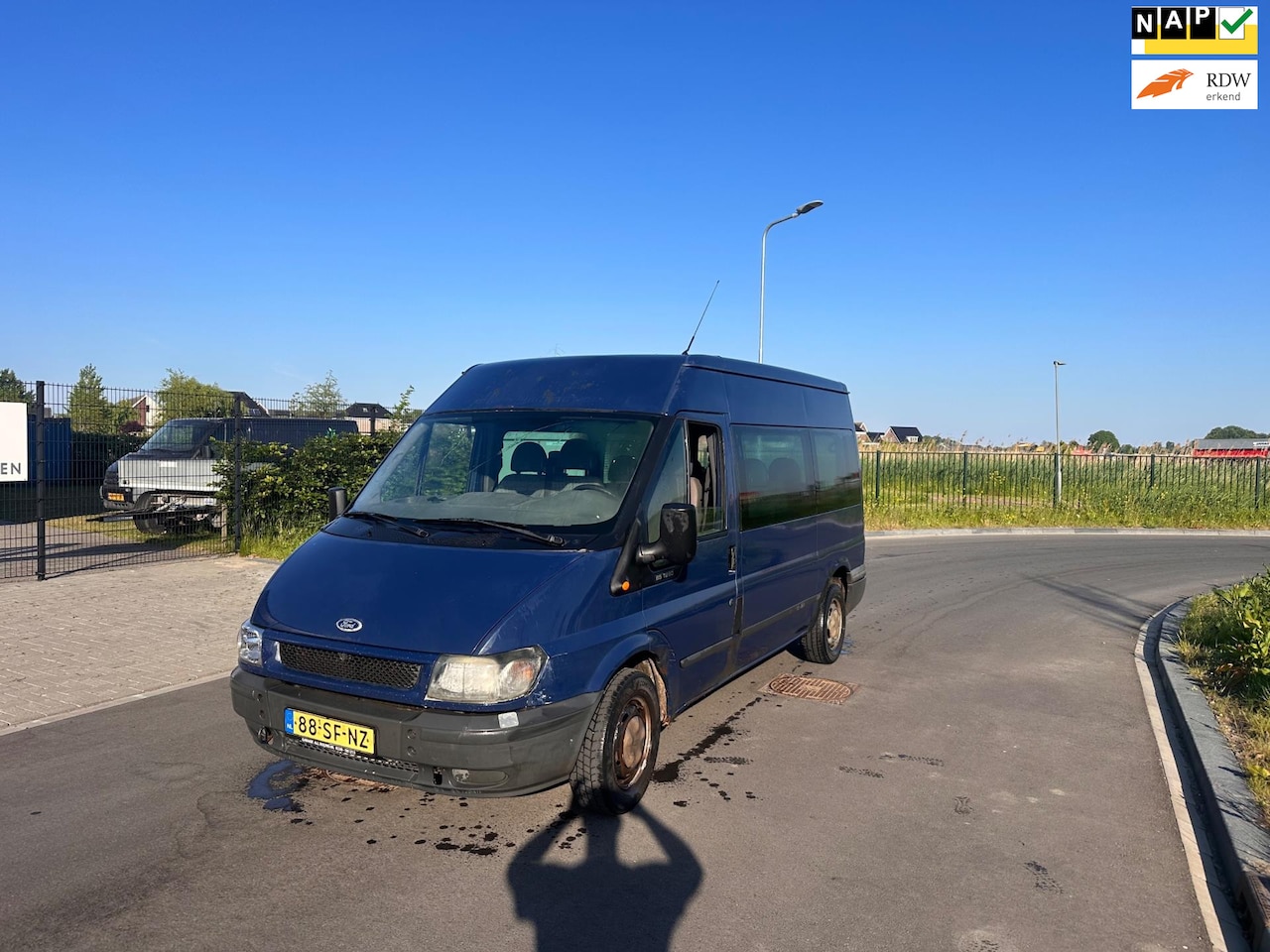 Ford Transit Kombi - 280M 2.0TDdi HD Airco.Airco.9Persoons - AutoWereld.nl