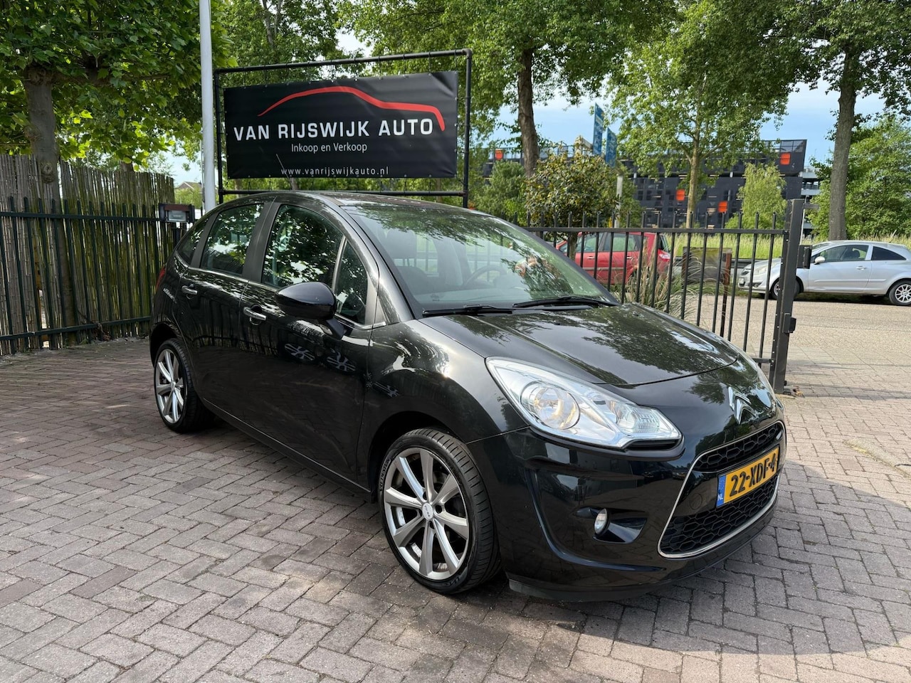 Citroën C3 - 1.6 e-HDi Collection Pdc Clima Cruise-con Dealer Ond - AutoWereld.nl