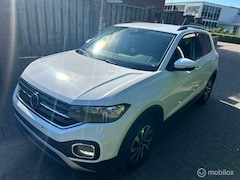 Volkswagen T-Cross - 1.0 met lichte brandschade