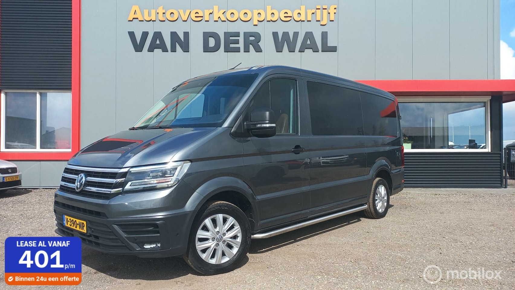 Volkswagen Crafter - Bestel 35 2.0 TDI L3H3 DC Highline/5PERSOONS - AutoWereld.nl