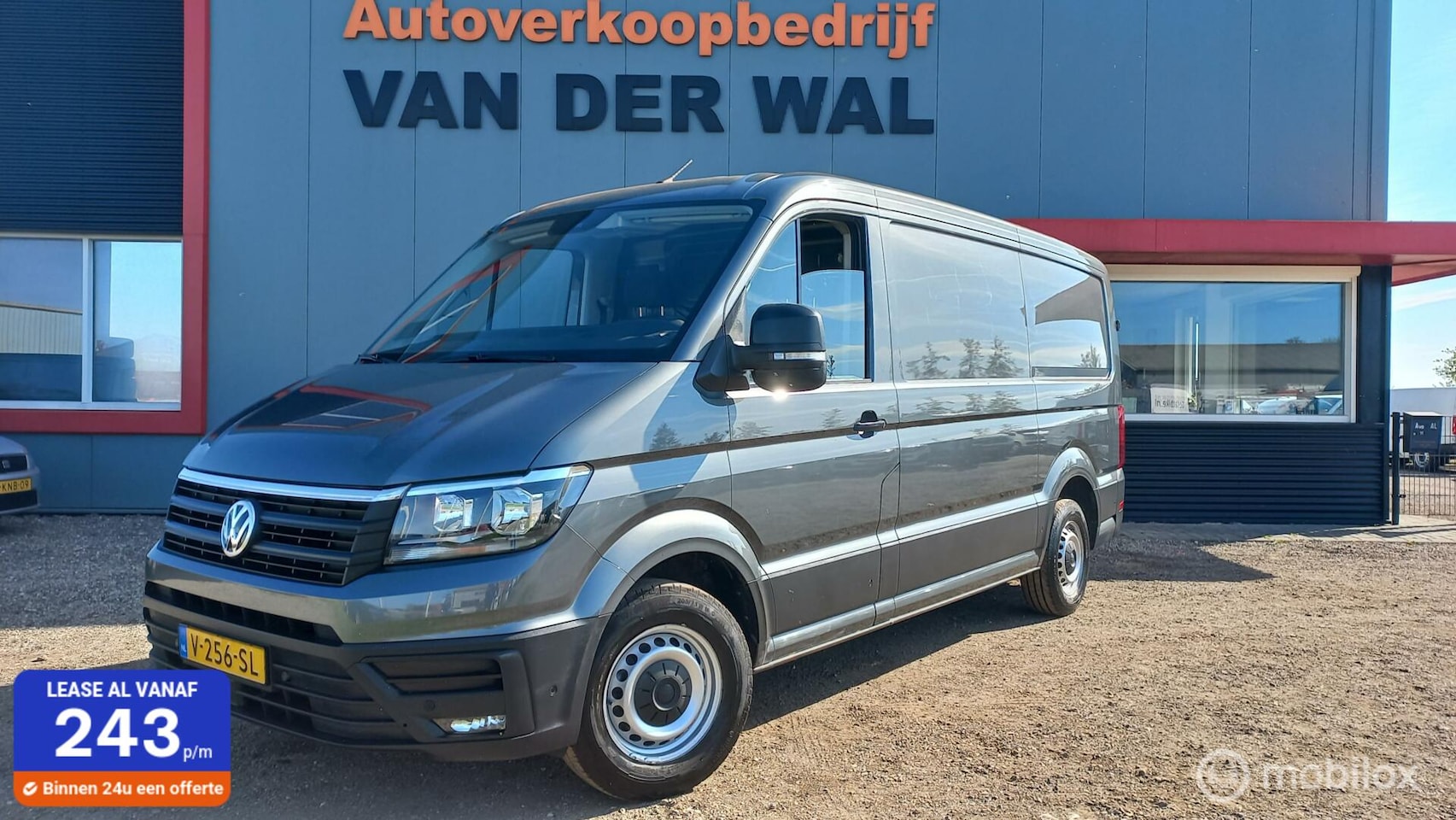 Volkswagen Crafter - Bestel 35 2.0 TDI L3H2 Highline/140pk/3000kg trekh - AutoWereld.nl