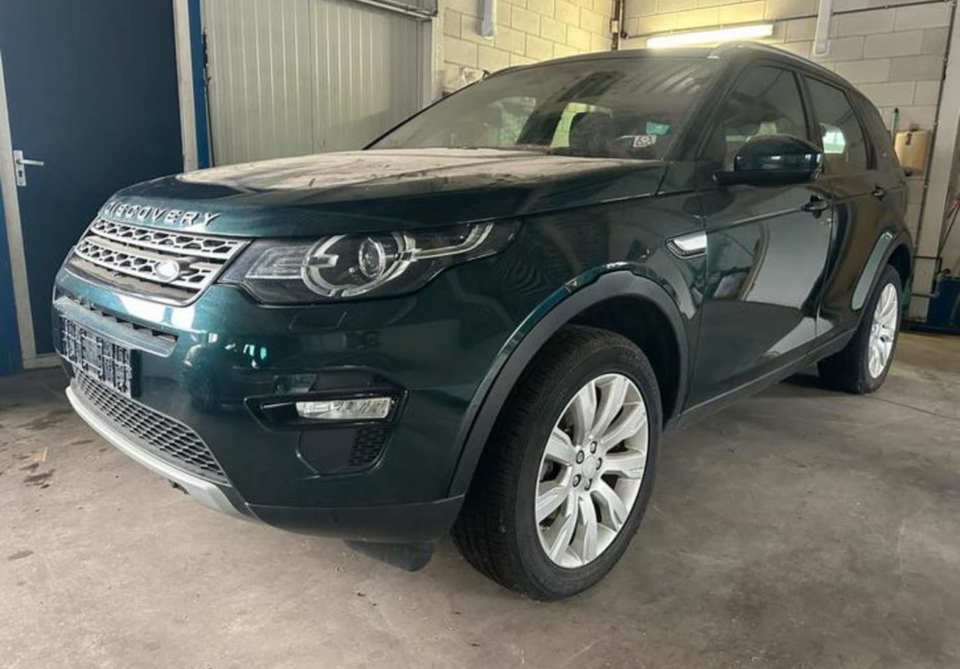 Land Rover Discovery - 2.0 Td4 HSE | Motor problem | - AutoWereld.nl