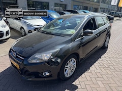 Ford Focus Wagon - 1.0 EcoB. Titanium trekhaak handel export