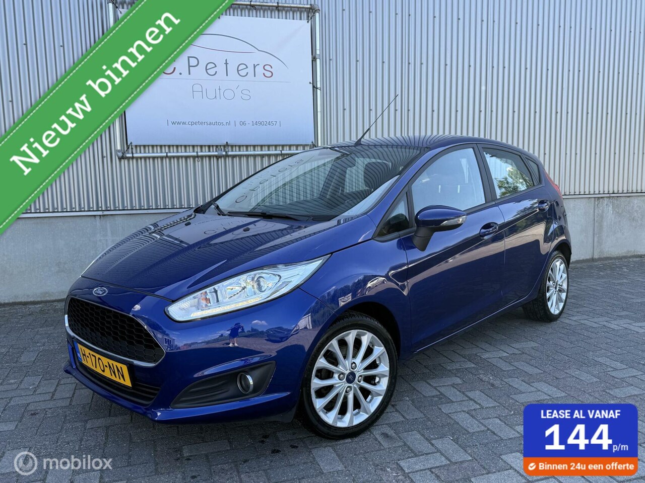 Ford Fiesta - 1.0 EcoBoost 100pk Automaat Titanium 2016 / Navigatie / Stoelverwarming / Parkeersensor / - AutoWereld.nl