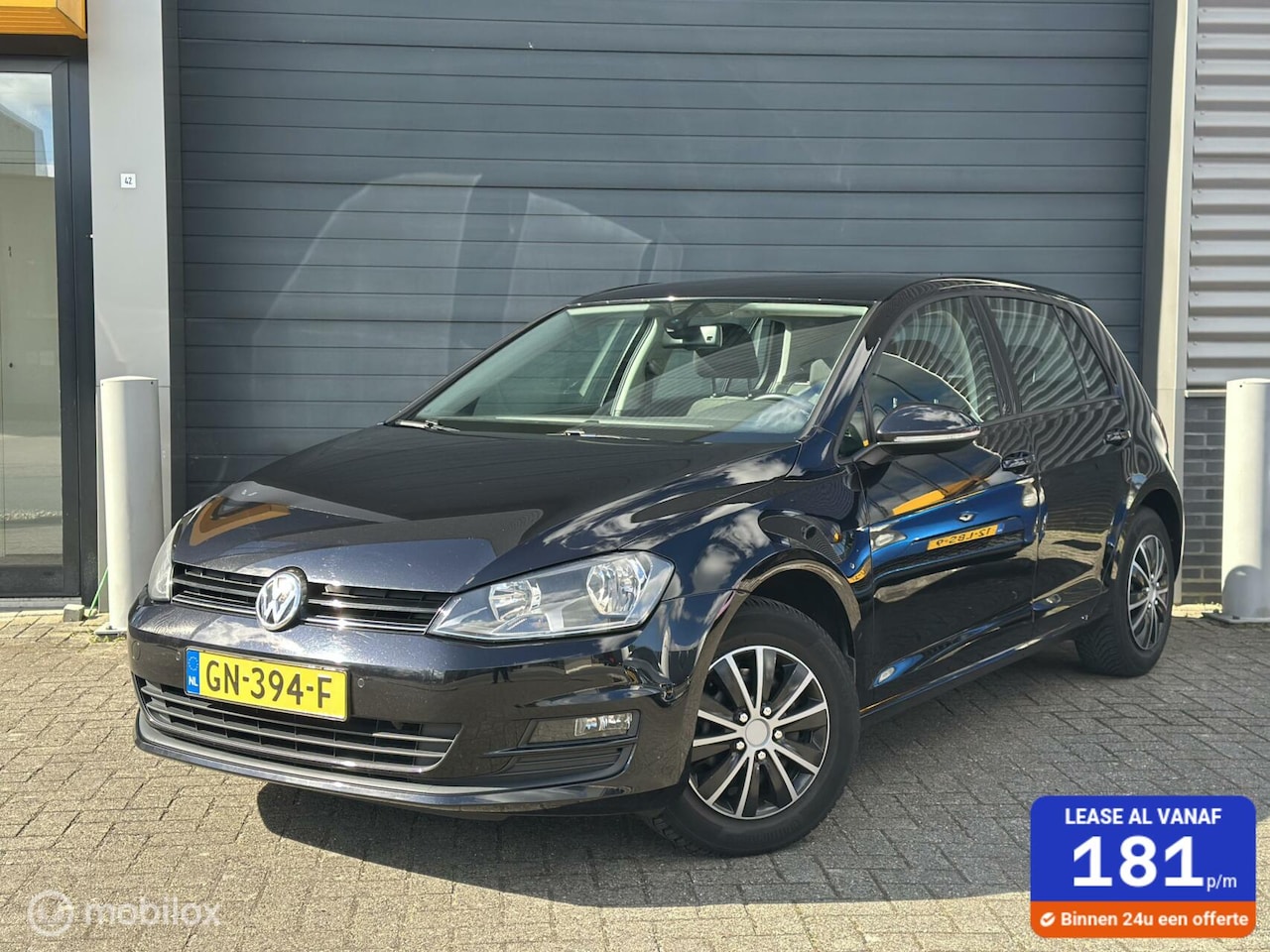 Volkswagen Golf - 1.6 TDI Highline | Airco | - AutoWereld.nl