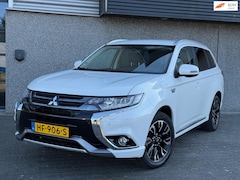 Mitsubishi Outlander - 2.0 PHEV 4X4 Leder Trekhaak