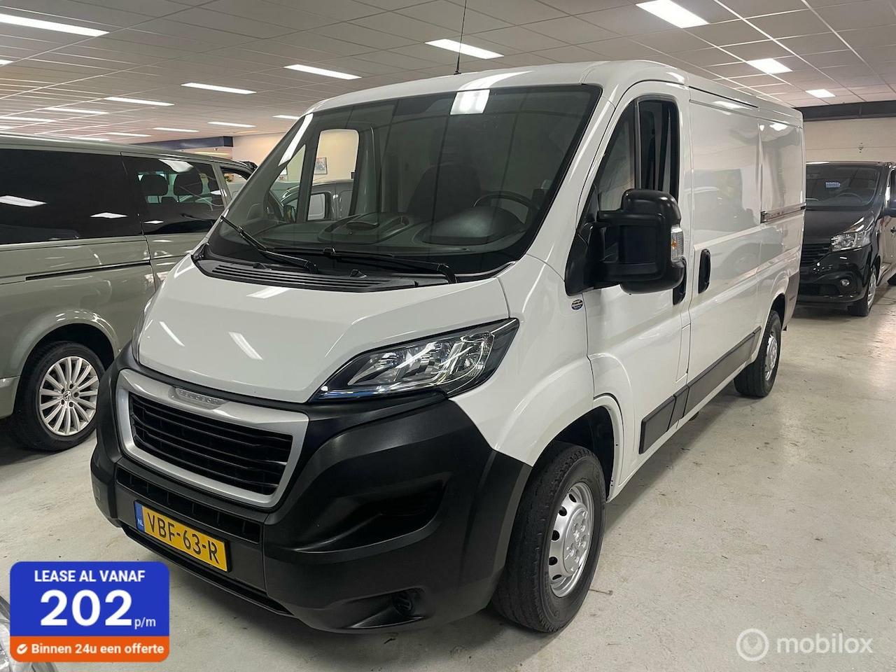 Peugeot Boxer - Bestel 333 2.0 BlueHDI L2H1 Pro - AutoWereld.nl