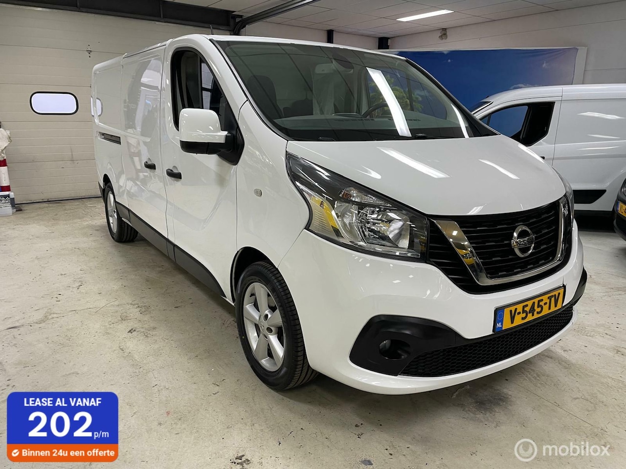 Nissan nv300 - bestel 1.6 dCi 120 L2H1 121.000 km met NAP - AutoWereld.nl