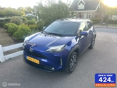 Toyota Yaris Cross - 1.5 Hybrid Explore ACHTERUITRIJ CAMERA CARPLAY NAVIGATIE STUUR/STOELVERWARMING KEURIGE AUT