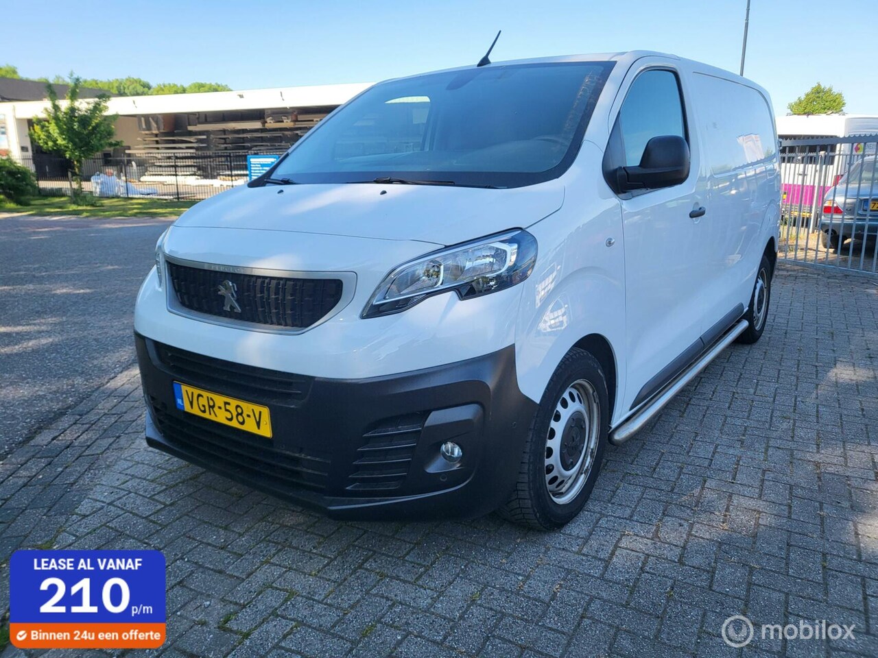 Peugeot Expert - Bestel 2.0 BlueHDI 120 Standard Premium - AutoWereld.nl