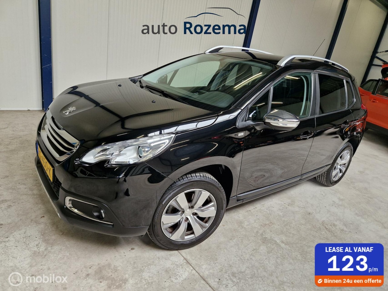 Peugeot 2008 - 1.2 PureTech Style Uitz Mooi - AutoWereld.nl
