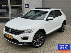 Volkswagen T-Roc - 1.5 TSI Sport Pano/Virtual/Adap.Cruise/Camera/Stuur+StoelVerw/CarPlay/Alarm