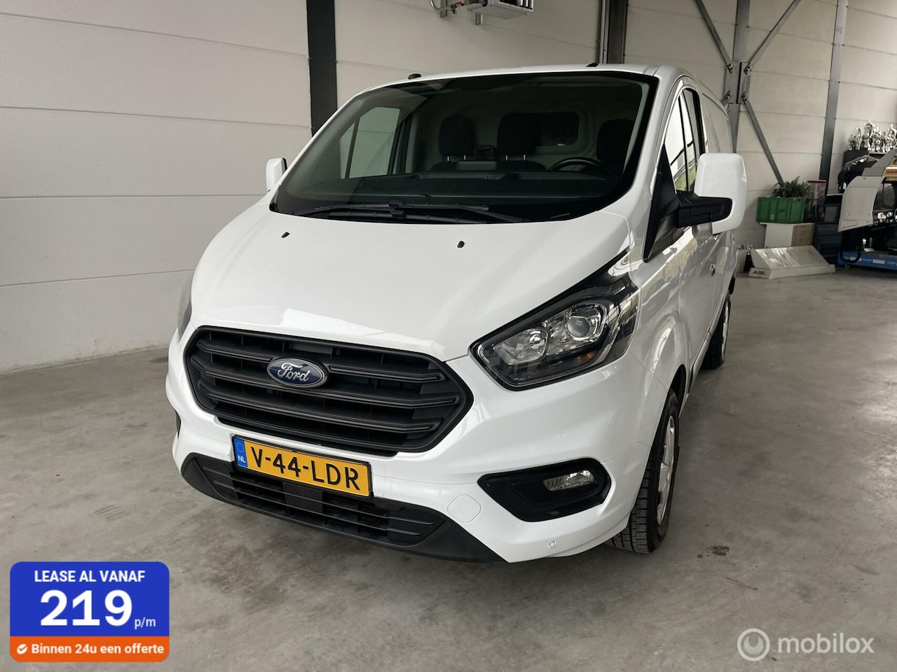 Ford Transit Custom - 300 2.0 TDCI L2h1 navi pdc - AutoWereld.nl