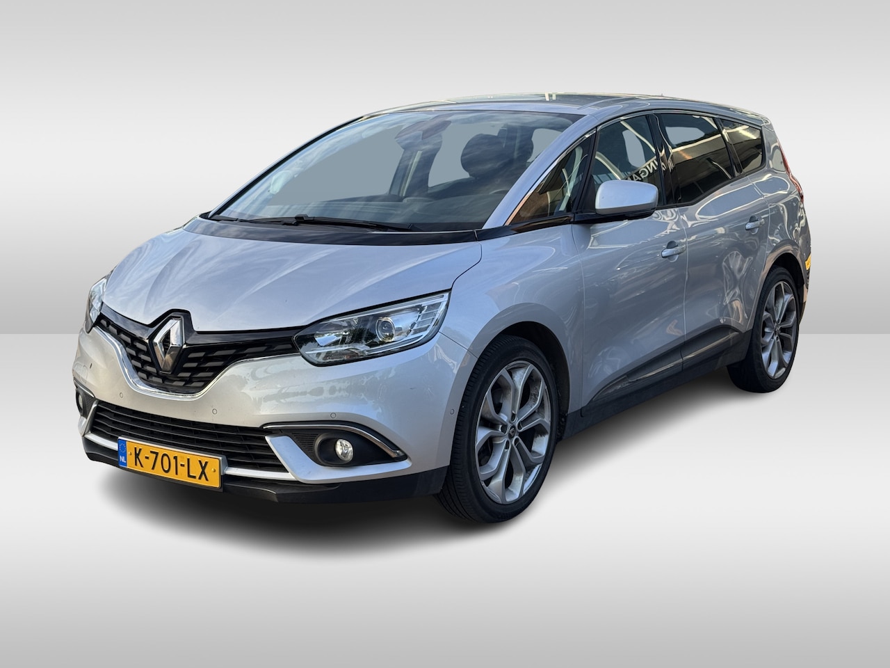 Renault Grand Scénic - 1.3 TCe Intens 7p. / Camera / Half leder / Navigatie / 20'' / Keyless / DAB / Cruise Contr - AutoWereld.nl