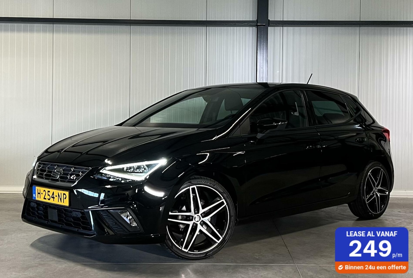 Seat Ibiza - 1.0 TSI FR Clima Camera Sfeer PDC LED Carplay NAP - AutoWereld.nl
