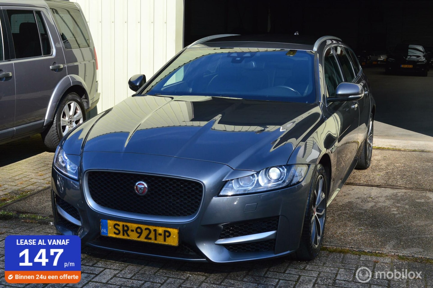 Jaguar XF Sportbrake - 2.0D R-Sport 173 DKM NAP NL CAR EXPORT - AutoWereld.nl