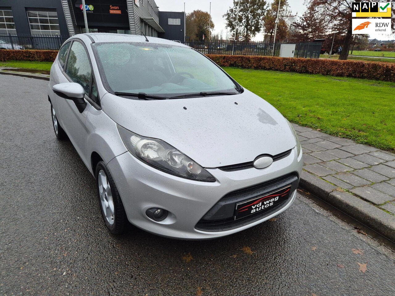 Ford Fiesta - 1.25 Ghia 1.25 Ghia - AutoWereld.nl