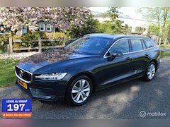 Volvo V60 - 2.0 D4 Momentum 2019 virtual 14500 incl btw ex bpm