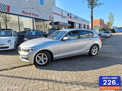 BMW 1-serie - 116i EXECUTIVE / Navigatie / Climate control /