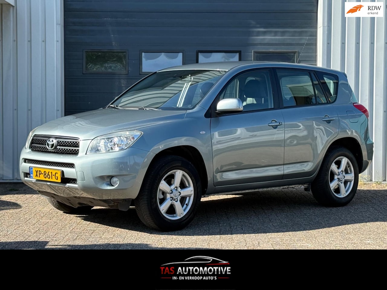 Toyota RAV4 - 2.0 VVTi Executive AUTOMAAT/CLIMA/CRUISE/LEER - AutoWereld.nl