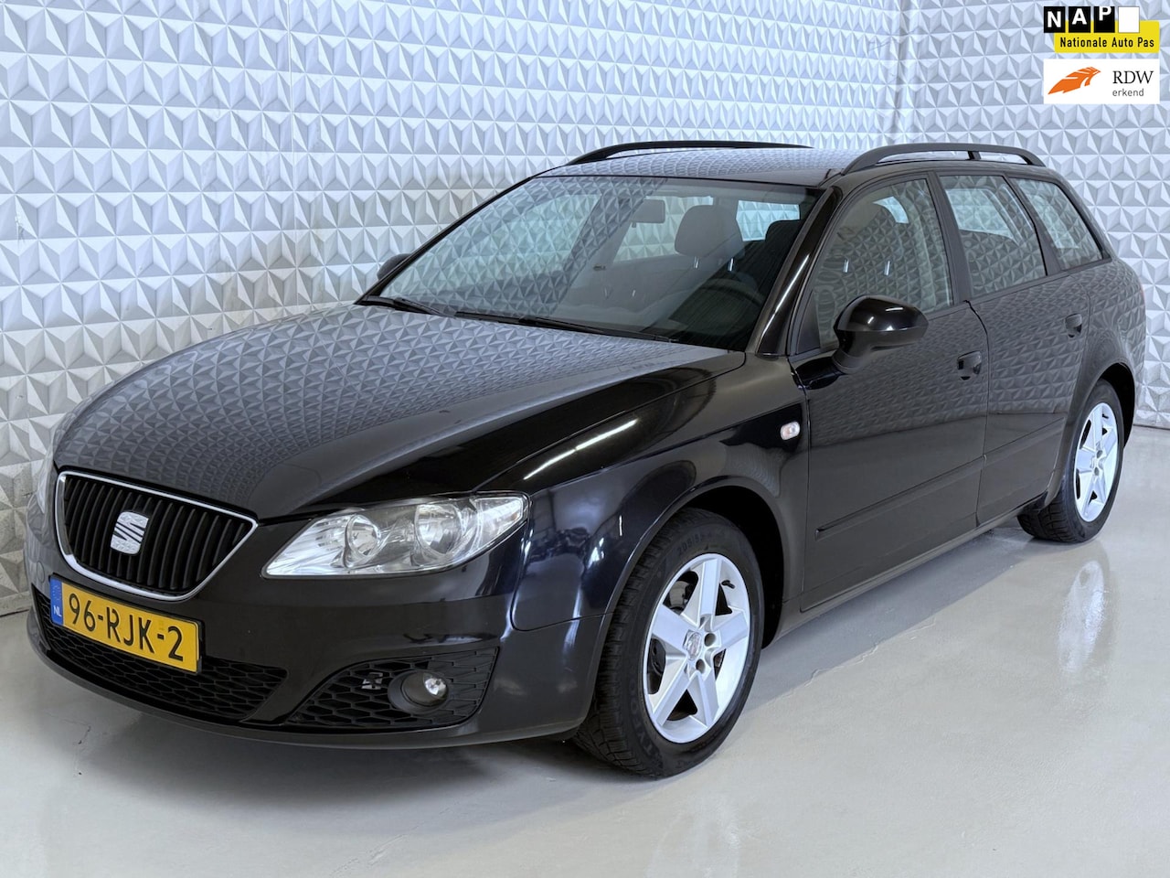 Seat Exeo ST - 1.8 TSI Comfort Edition / 203.000km (2011) - AutoWereld.nl