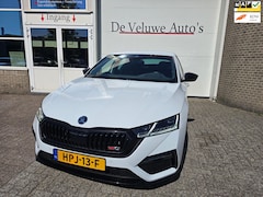 Skoda Octavia - 1.4 TSI RS iV PHEV Business hud alcantara245pk