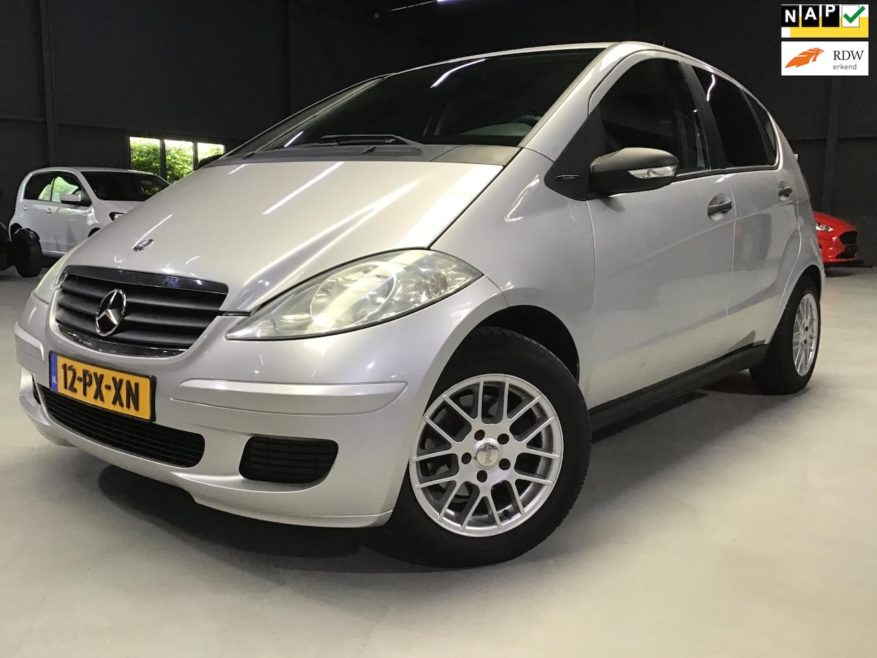 Mercedes-Benz A-klasse - 150 Classic I New Apk + Kleine Beurt I Airco I Trekhaak I 15inch LMV I 164xxx Km I Elec Ra - AutoWereld.nl
