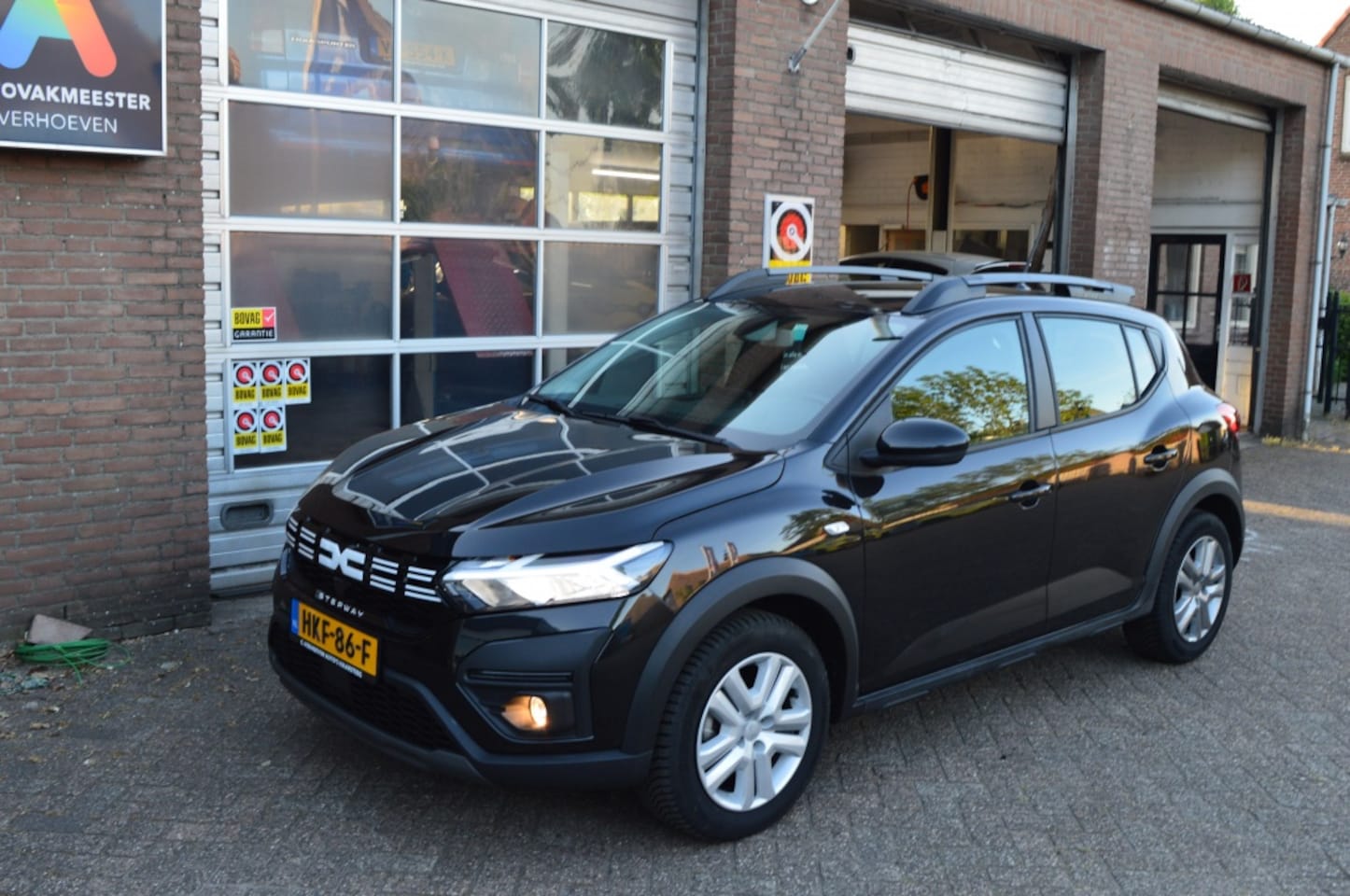 Dacia Sandero Stepway - 1.0 TCe 90 Express. - AutoWereld.nl