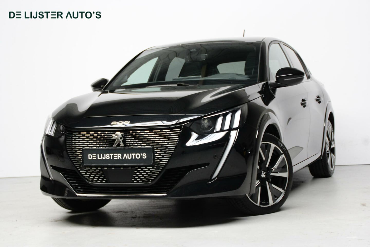 Peugeot 208 - 1.2 PureTech GT Automaat |PANORAMADAK, CARPLAY, ACC, VIRTUAL 3D, 360 CAMERA, KEYLESS, LED, - AutoWereld.nl