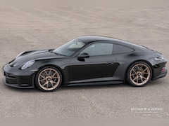 Porsche 911 - 4.0 GT3 Touring Dark Olive Met. 8.000km
