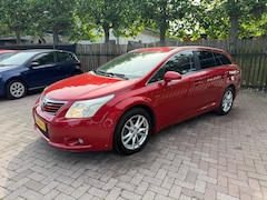 Toyota Avensis Wagon - 2.0 VVTi Business NW APK Automaat Airco Clima Navi Cruise PDC Camera