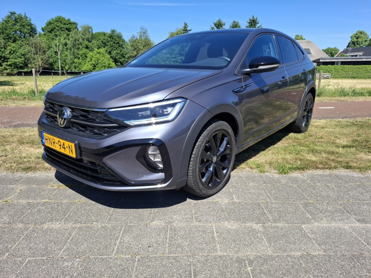 Volkswagen Taigo - 1.0 TSI R-Line Bns - AutoWereld.nl