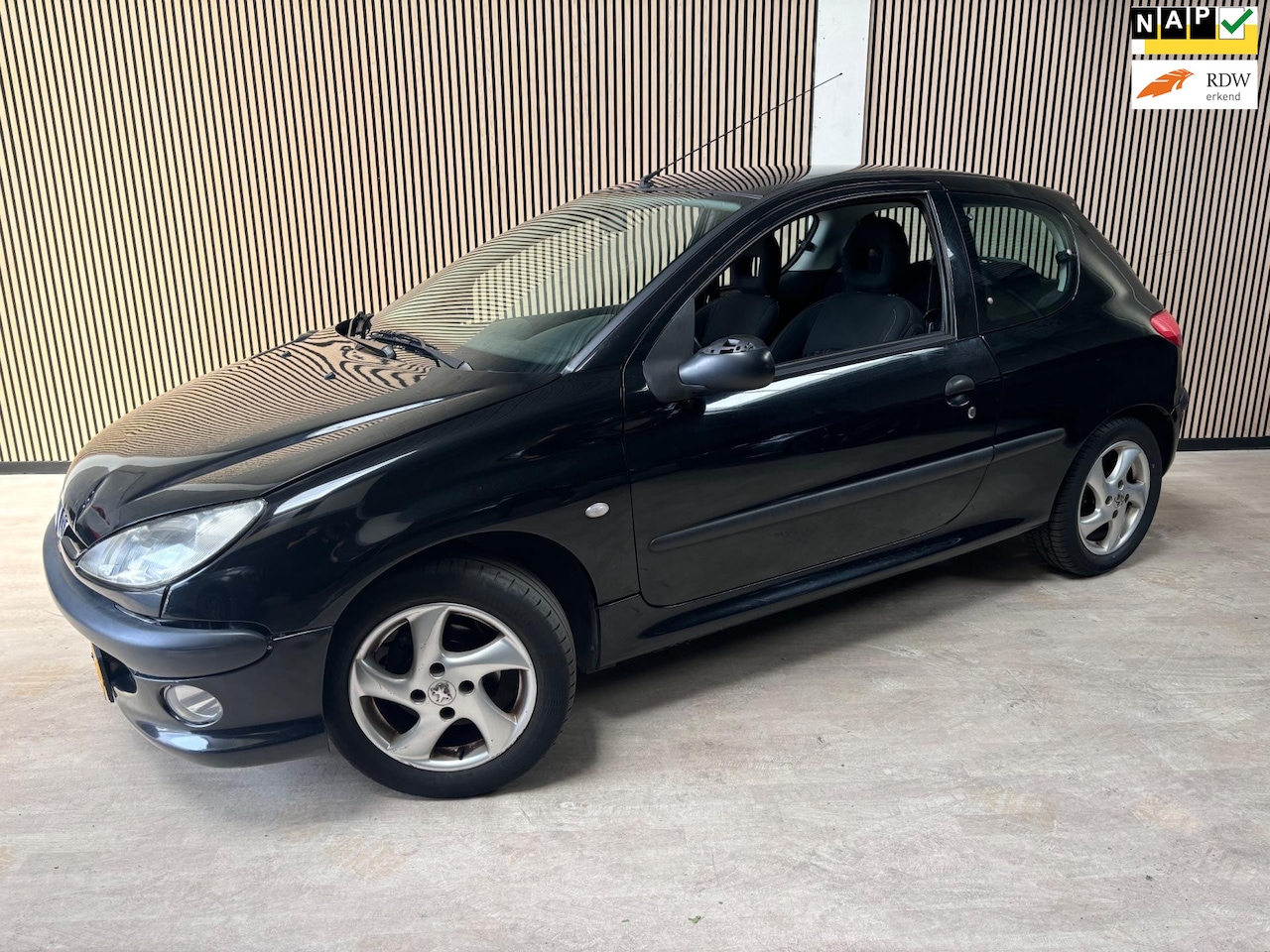 Peugeot 206 - 1.4 XR 1.4 XR nieuwe Apk - AutoWereld.nl