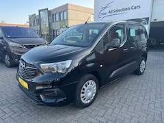 Opel Combo - Rolstoelauto 3+1 - Rolstoelvervoer - Zeer Luxe Uitvoering - 1 Eigenaar - 2021