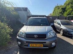 Toyota RAV4 - 2.0-16V VVT-i Luna