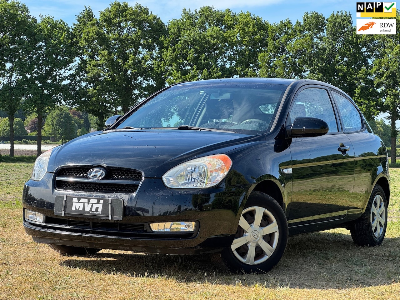 Hyundai Accent - 1.4i Dynamic - Airco - 100.000 KM - 3DRS - OrigNL - NAP - AutoWereld.nl