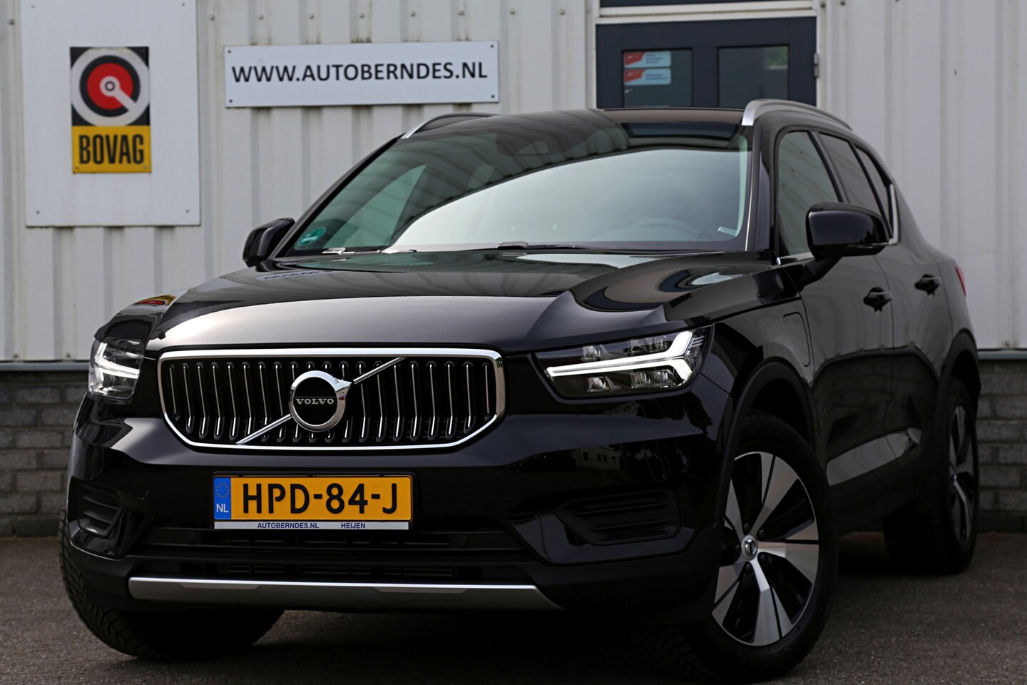 Volvo XC40 - 1.5 T4 Plug-in hybrid Core Bright*Perfect Volvo Onderh.*1ste Eig.*Elek. TrekhaakACC/Pilot - AutoWereld.nl