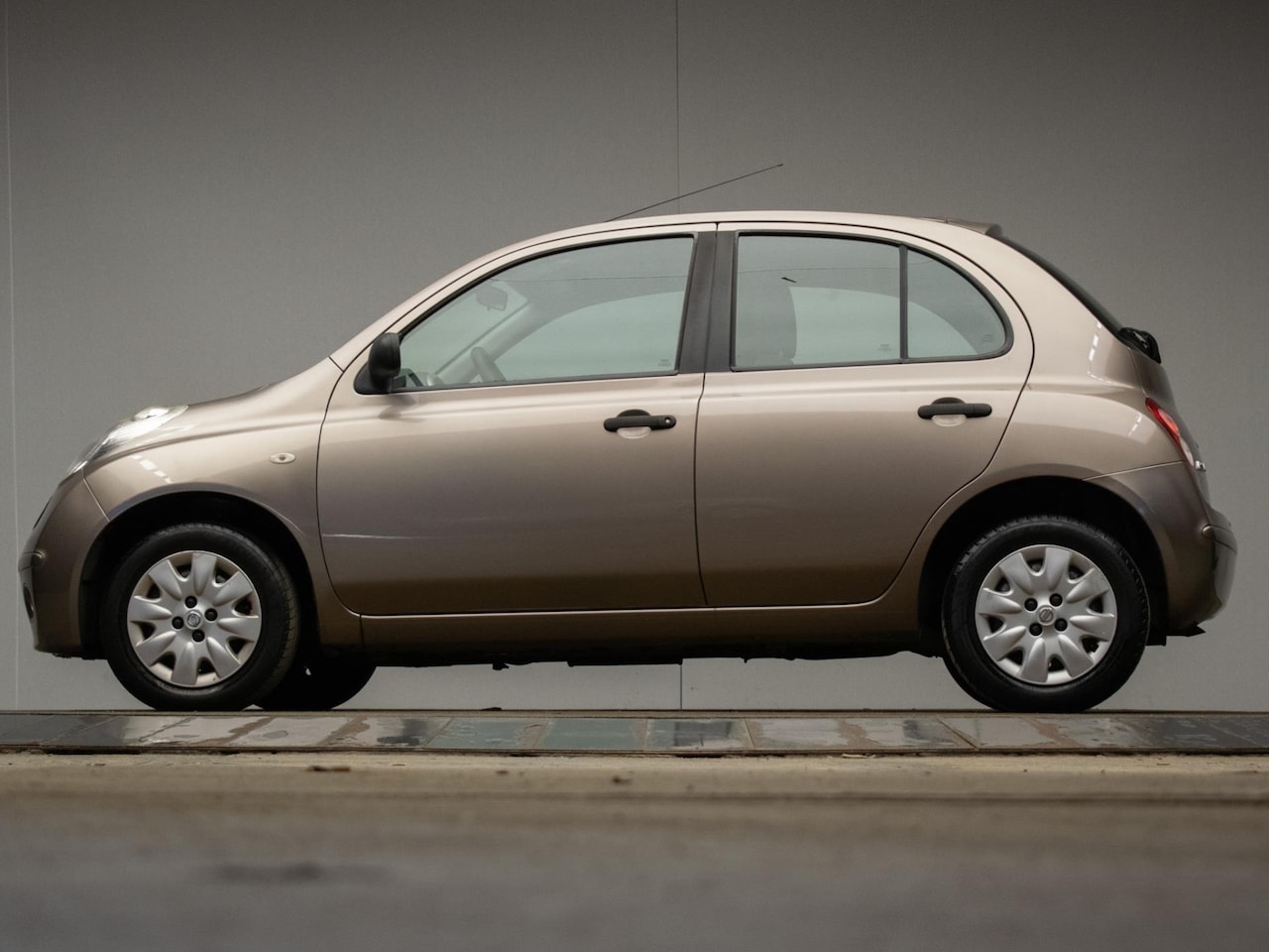 Nissan Micra - 1.2 Connect Edition (AUTOMAAT,AIRCO,NIEUWE APK,SPORTSTOELEN,ELECTRISCHE PAKKET,NETTESTAAT) - AutoWereld.nl