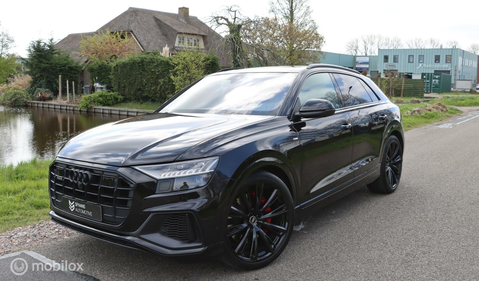 Audi Q8 - 60 TFSI e Quattro Competition / Nightvision / Schaal - AutoWereld.nl