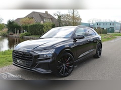 Audi Q8 - 60 TFSI e Quattro Competition / Nightvision / Schaal