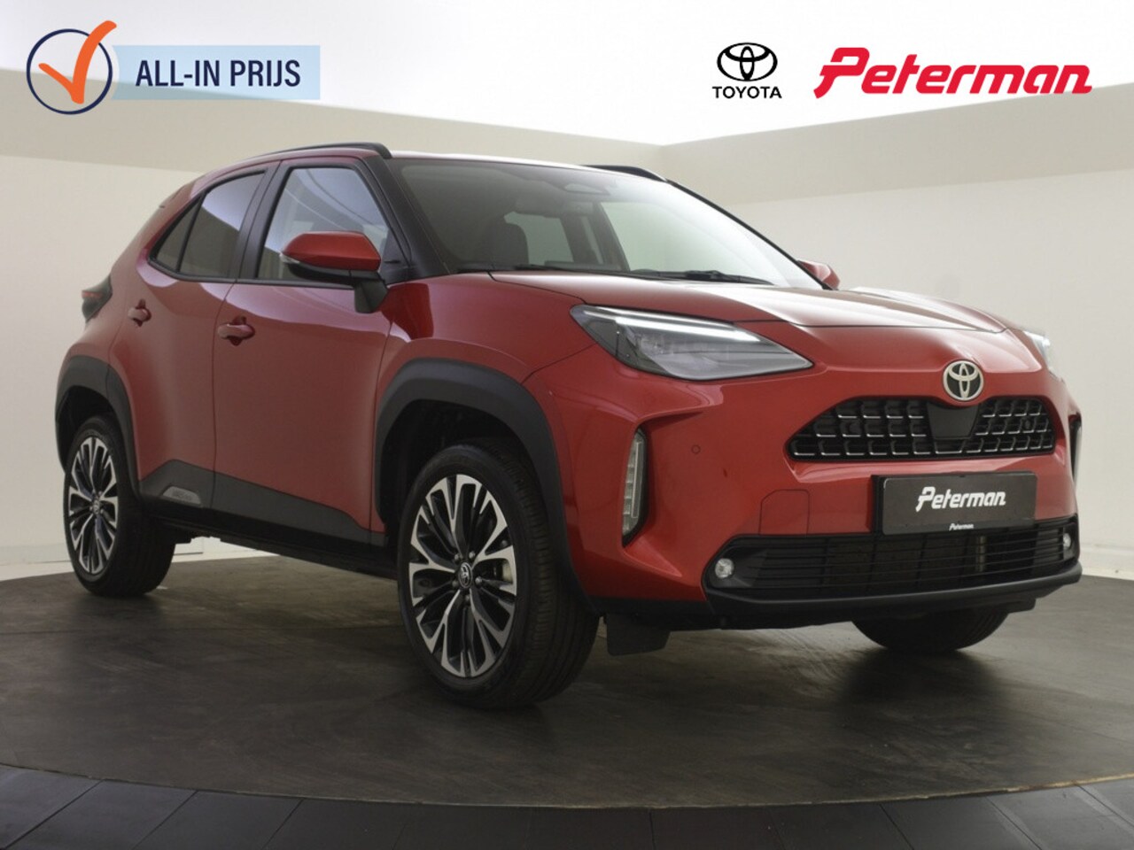 Toyota Yaris Cross - 1.5 Hybrid 130 Executive | Parkeersensoren | Stuur en Stoelverwa - AutoWereld.nl