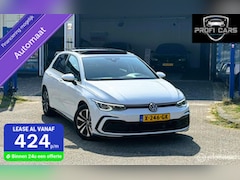 Volkswagen Golf - 1.5 eTSI R-Line Sfeerlicht Head-up Pano Navi