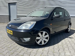 Ford Fiesta - 1.3 Futura 2004