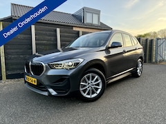 BMW X1 - sDrive18i High Executive Edition dealer onderh. leder, pano