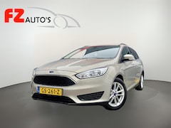Ford Focus Wagon - 1.0 Trend Edition | NIEUWE Distributie riem | Familie auto | Trekhaak |