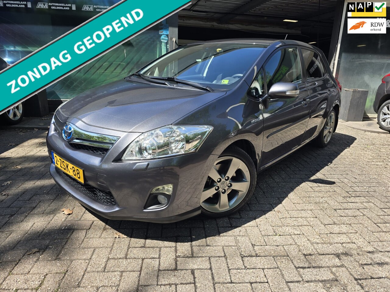 Toyota Auris - 1.8 Full Hybrid Dynamic | AUTOMAAT | 1E EIGENAAR | 12MND GARANTIE | CRUISE | - AutoWereld.nl